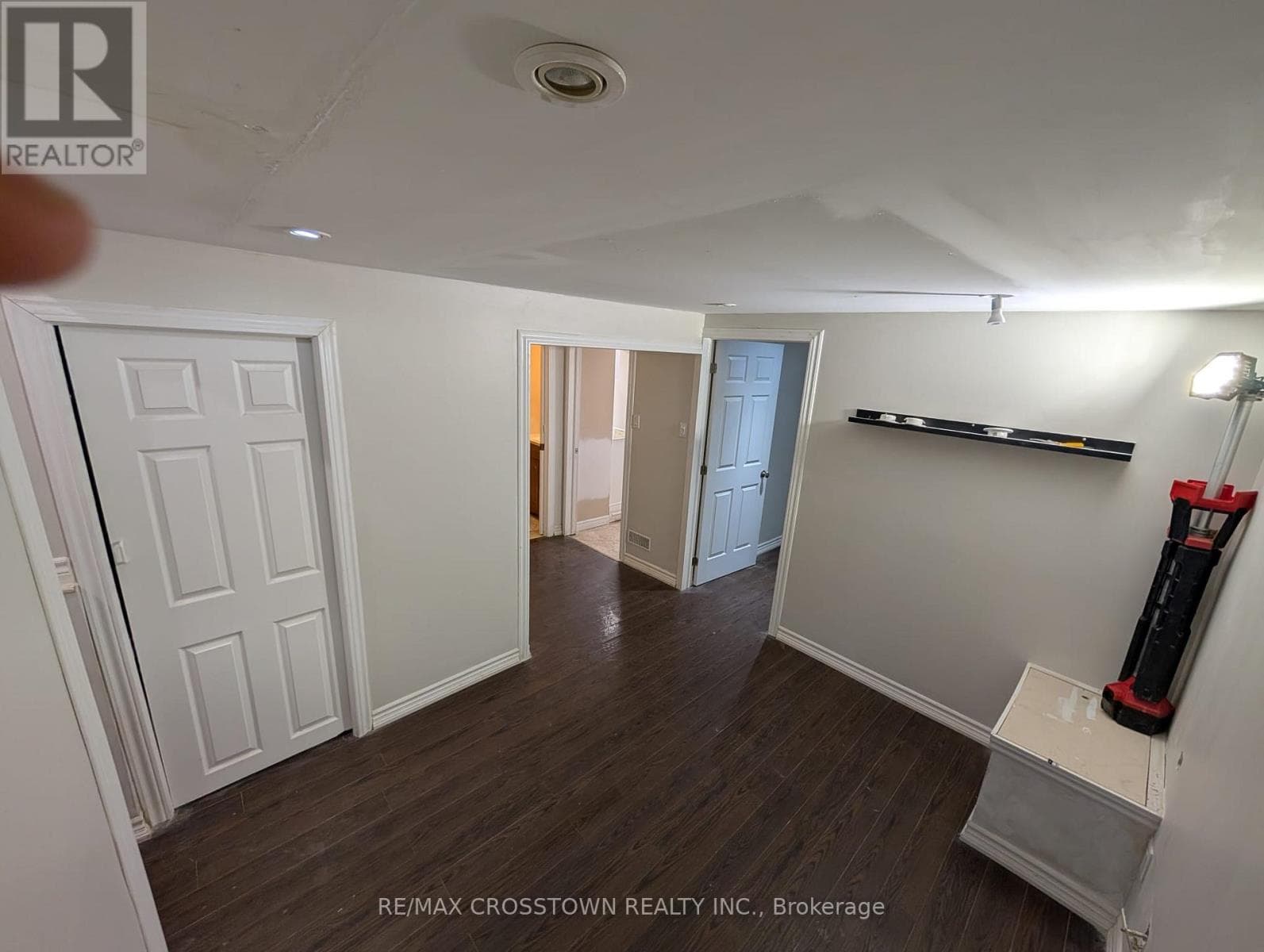 Single Family at 44 Smyth Crescent, New Tecumseth (Beeton), Ontario - Photo 4 - RE/MAX Garden City Realty