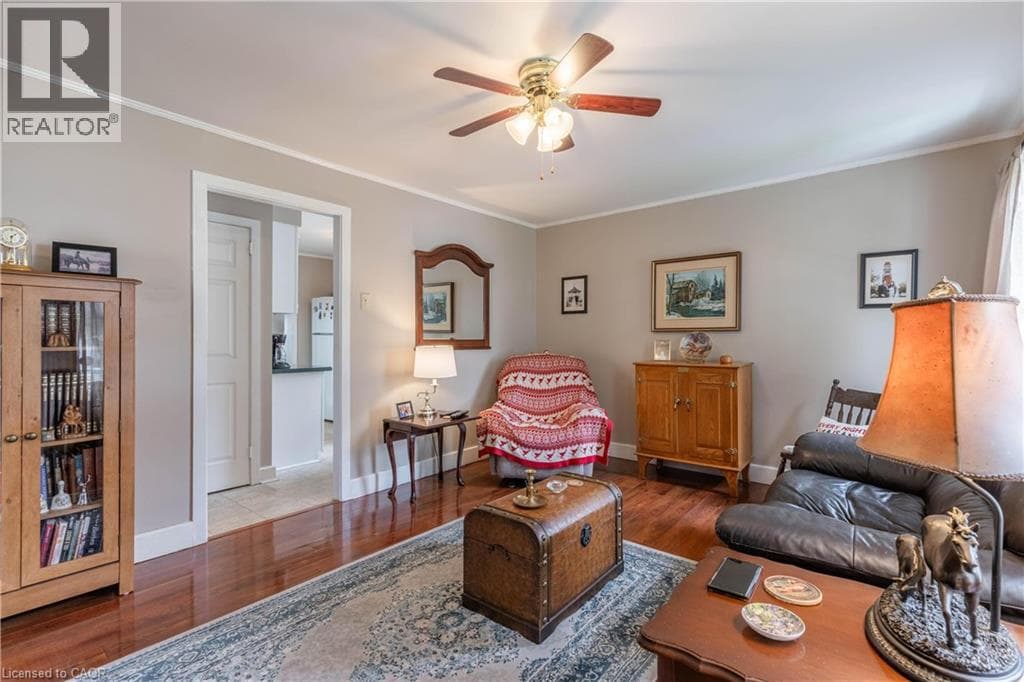 Single Family at 6176 CHURCHILL Street, Niagara Falls, Ontario - Photo 6 - RE/MAX Garden City Realty