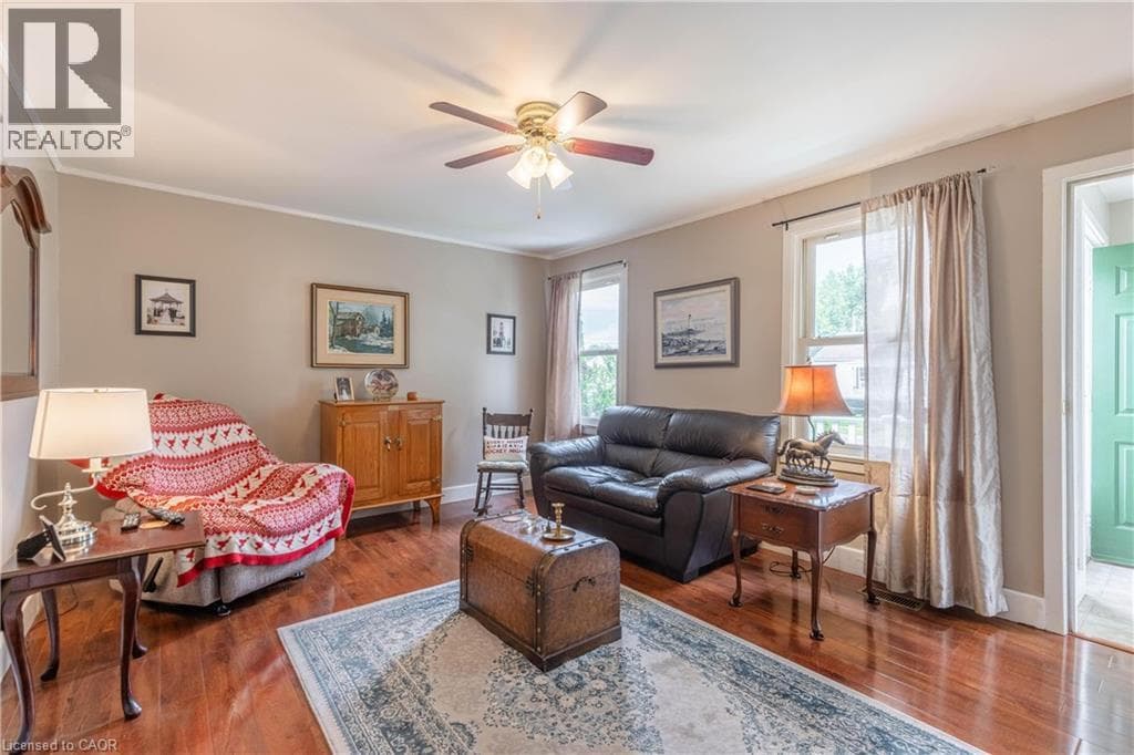 Single Family at 6176 CHURCHILL Street, Niagara Falls, Ontario - Photo 8 - RE/MAX Garden City Realty
