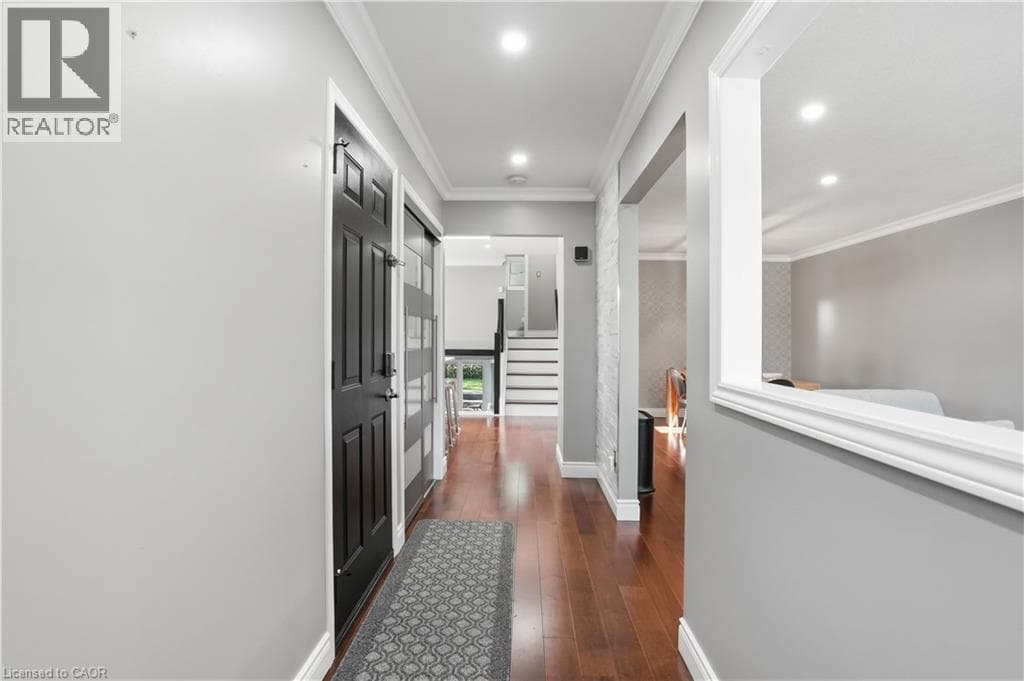 Single Family at 45 SANDRA Crescent, Grimsby, Ontario - Photo 6 - RE/MAX Garden City Realty