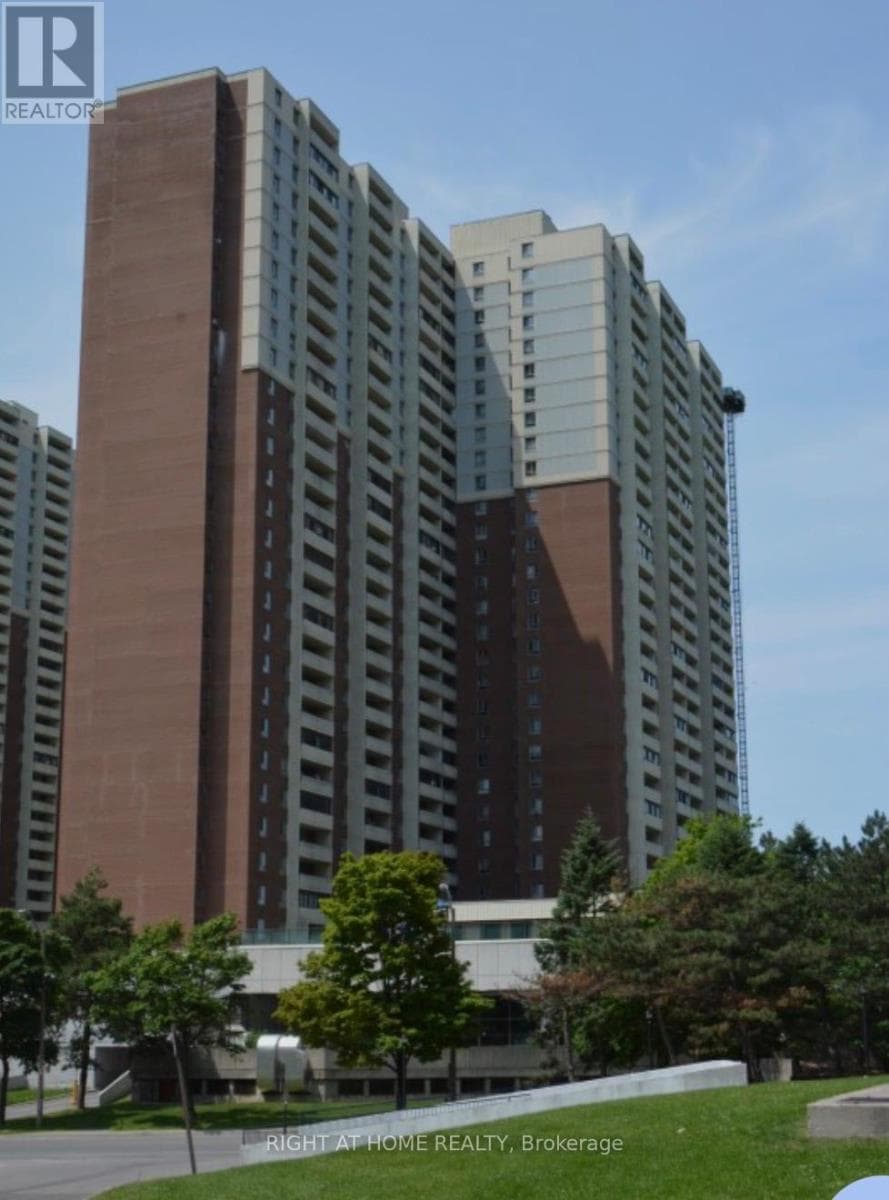 1508- 5 Massey Square