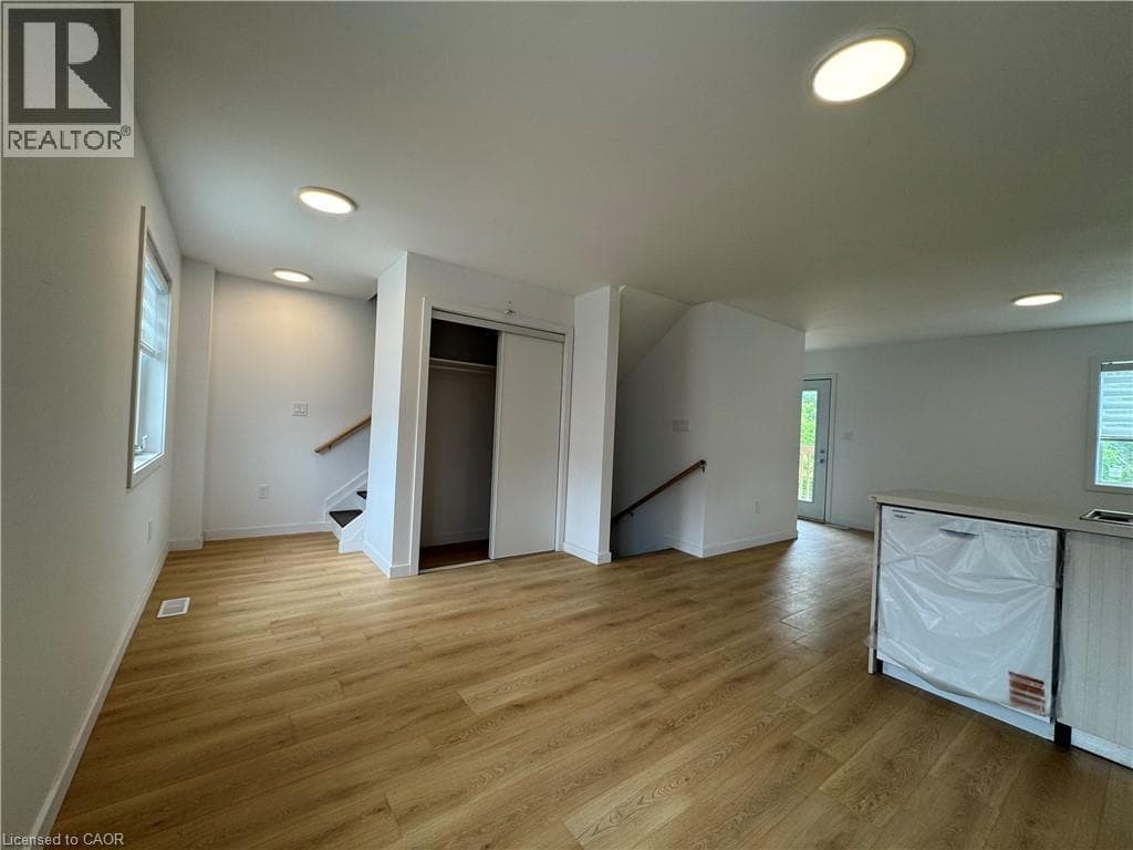 Single Family at Main- 113 HIGHRIVER Trail, Welland, Ontario - Photo 10 - RE/MAX Garden City Realty