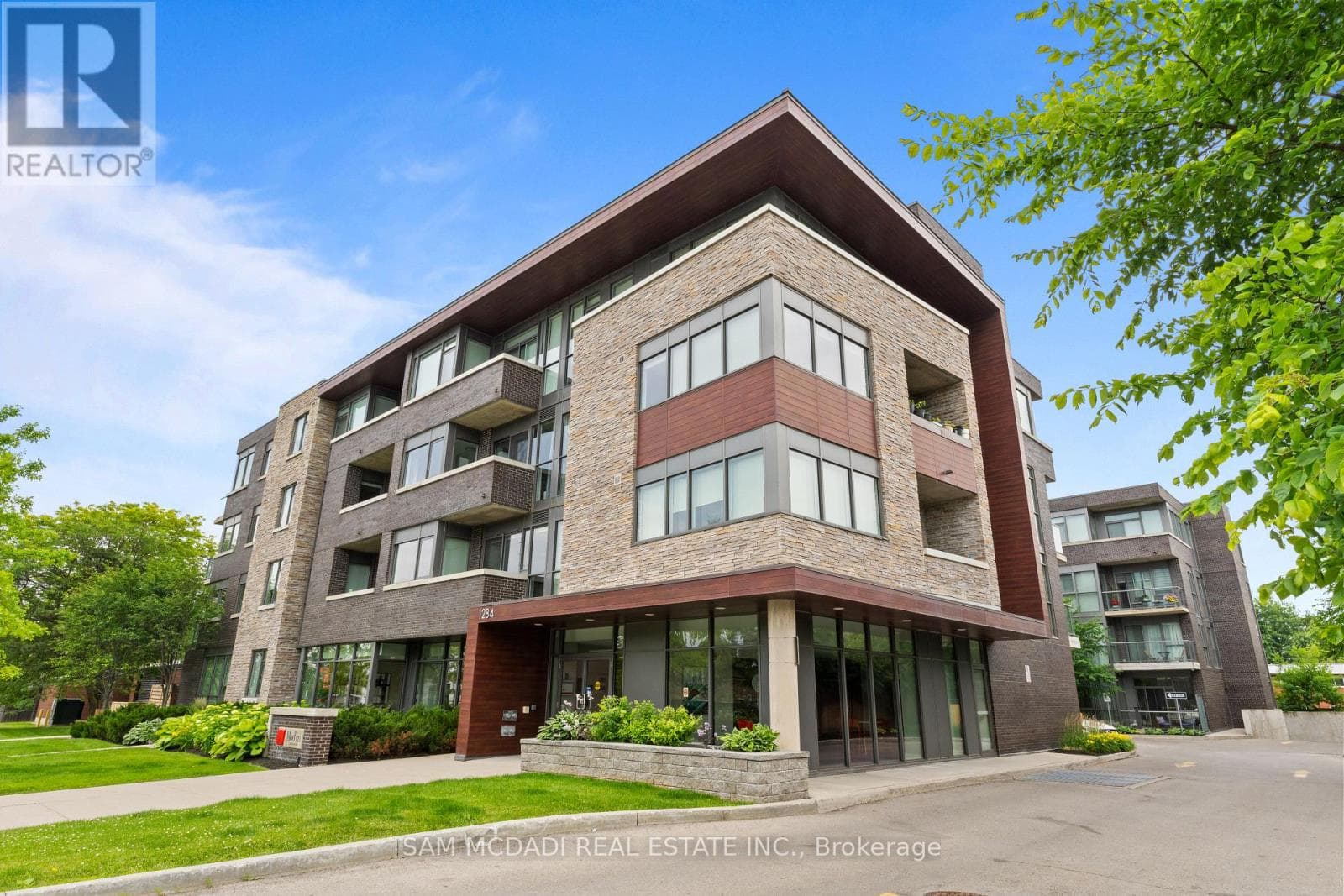 #115- 1284 Guelph Line