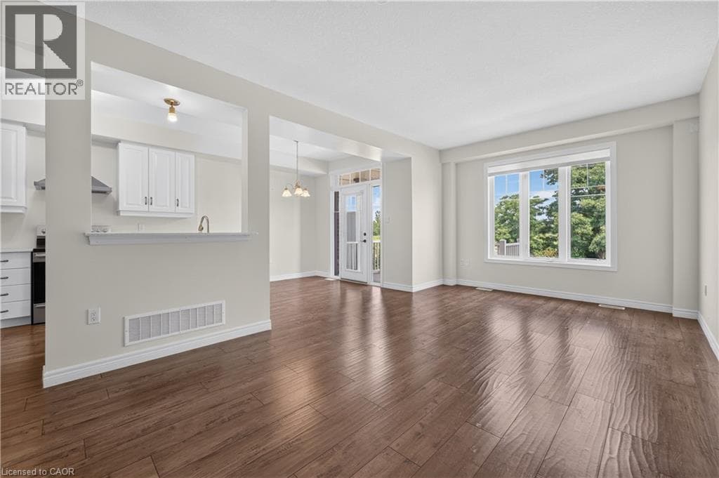 Single Family at 114 DUNROBIN Lane, Grimsby, Ontario - Photo 6 - RE/MAX Garden City Realty