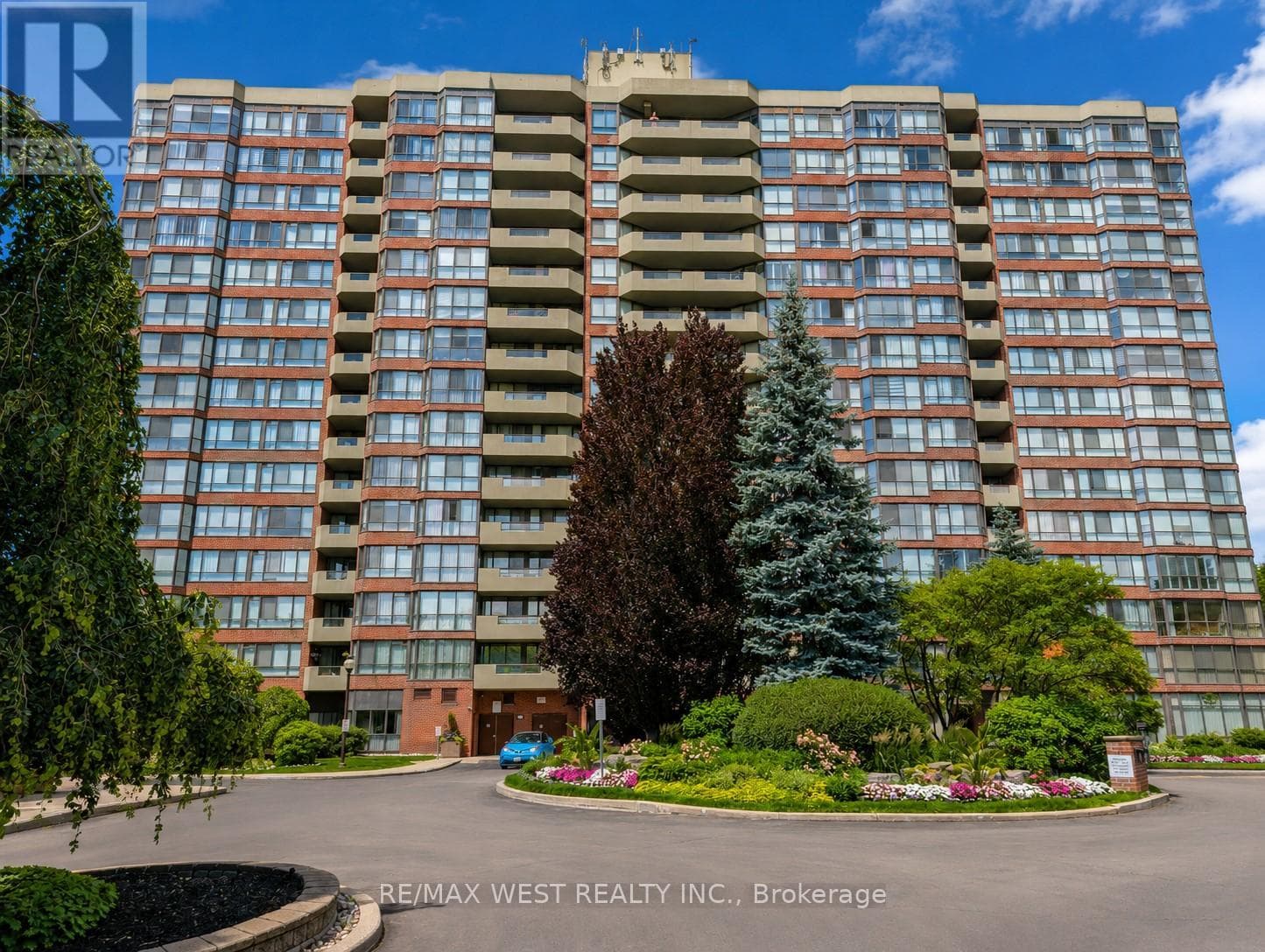 502- 100 Observatory Lane