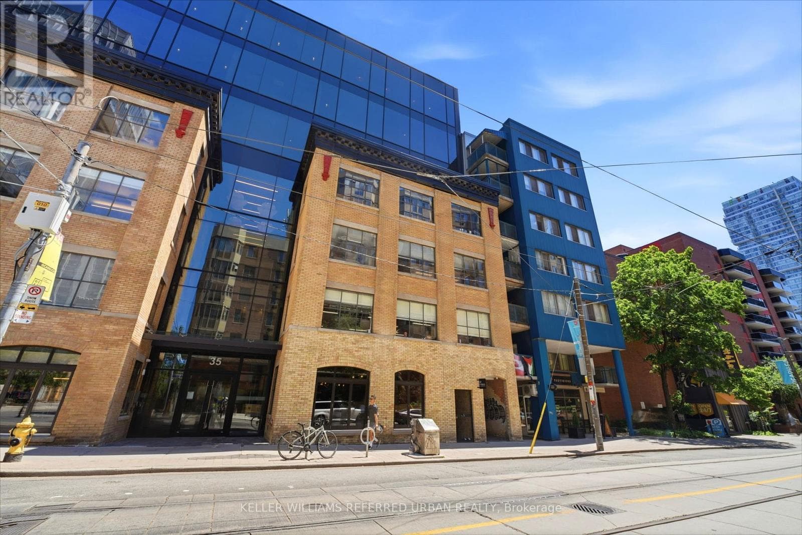 #110- 35 McCaul Street