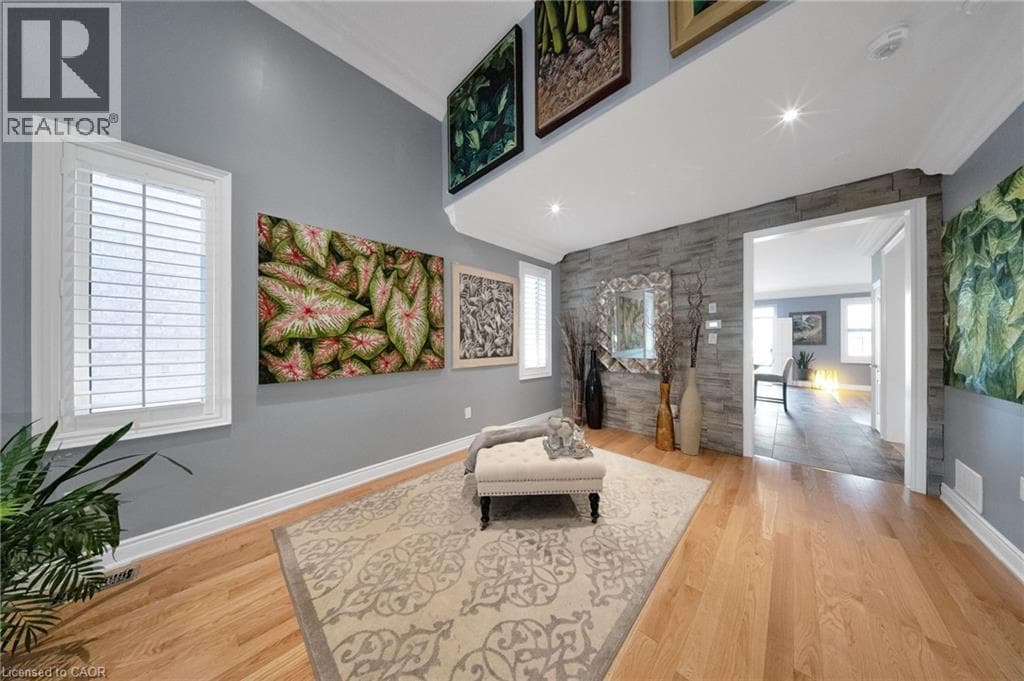 Single Family at 302 CONCESSION 3RD Road, Niagara-on-the-Lake, Ontario - Photo 5 - RE/MAX Garden City Realty