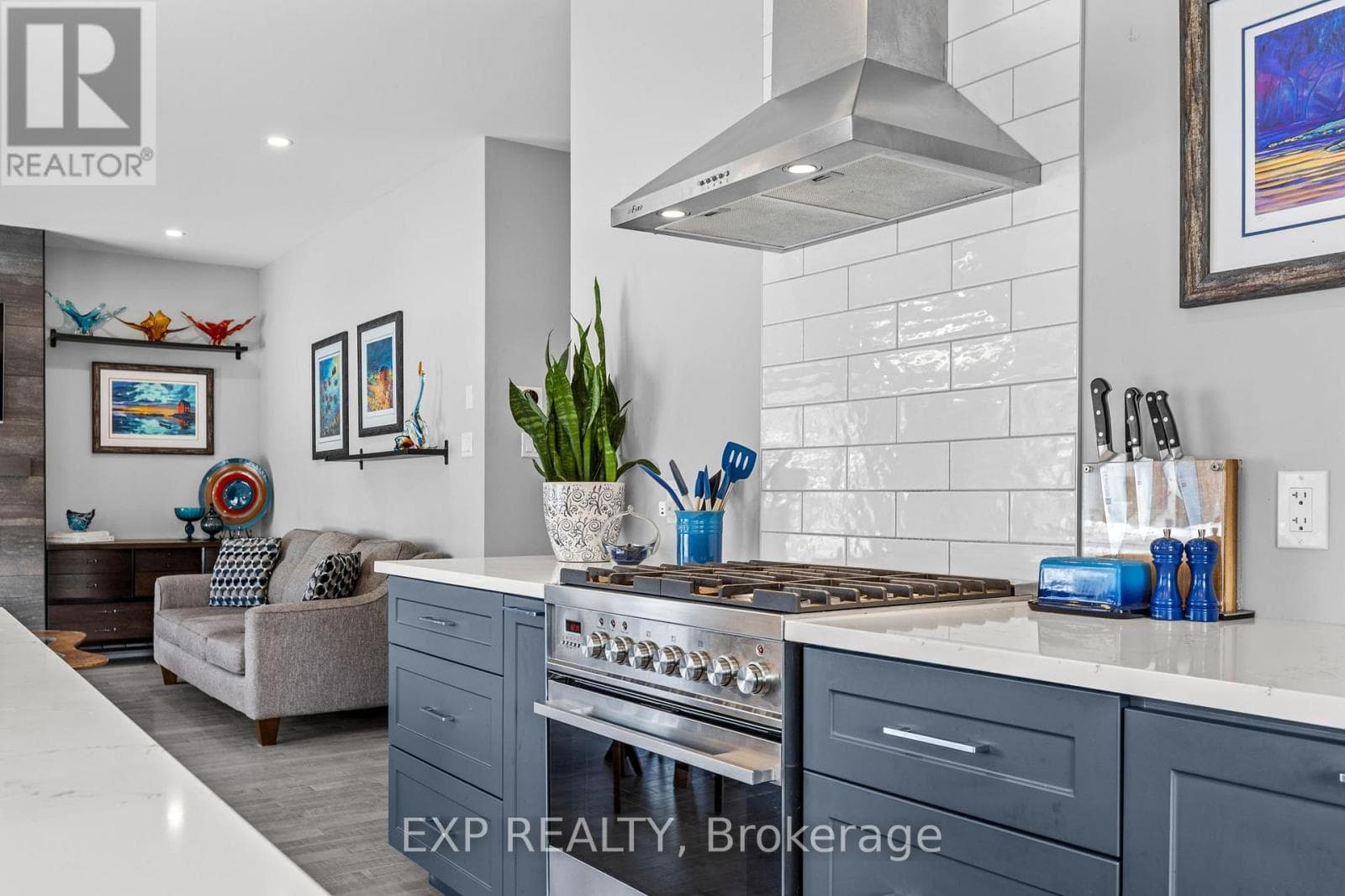 Single Family at 281 Nature Street, Casselman, Ontario - Photo 5 - RE/MAX Garden City Realty