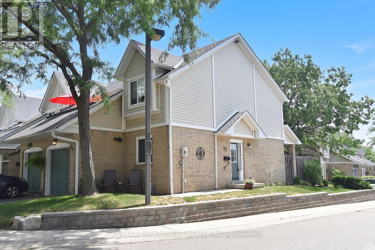 Single Family at 77- 2530 Northampton Boulevard, Burlington (Headon), Ontario - Photo 2 - RE/MAX Garden City Realty