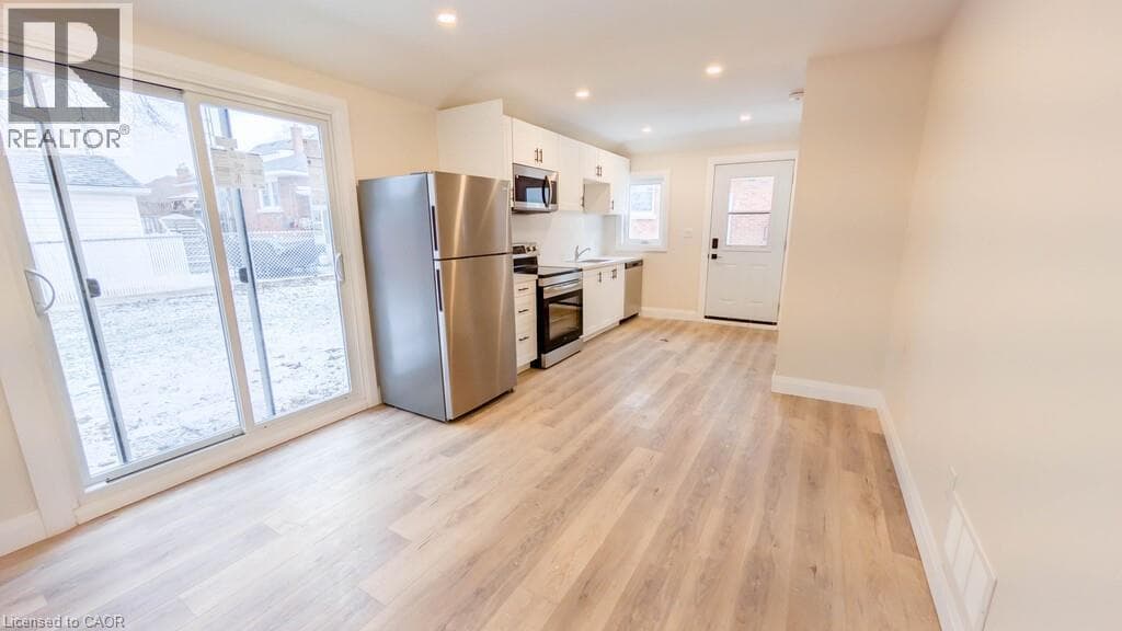 Single Family at A- 21 FAWELL Avenue, St. Catharines, Ontario - Photo 6 - RE/MAX Garden City Realty