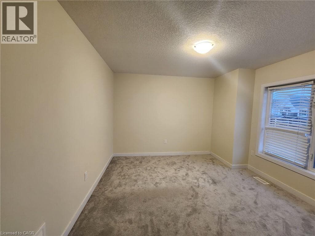 Single Family at 5 KEELSON Street, Welland, Ontario - Photo 2 - RE/MAX Garden City Realty