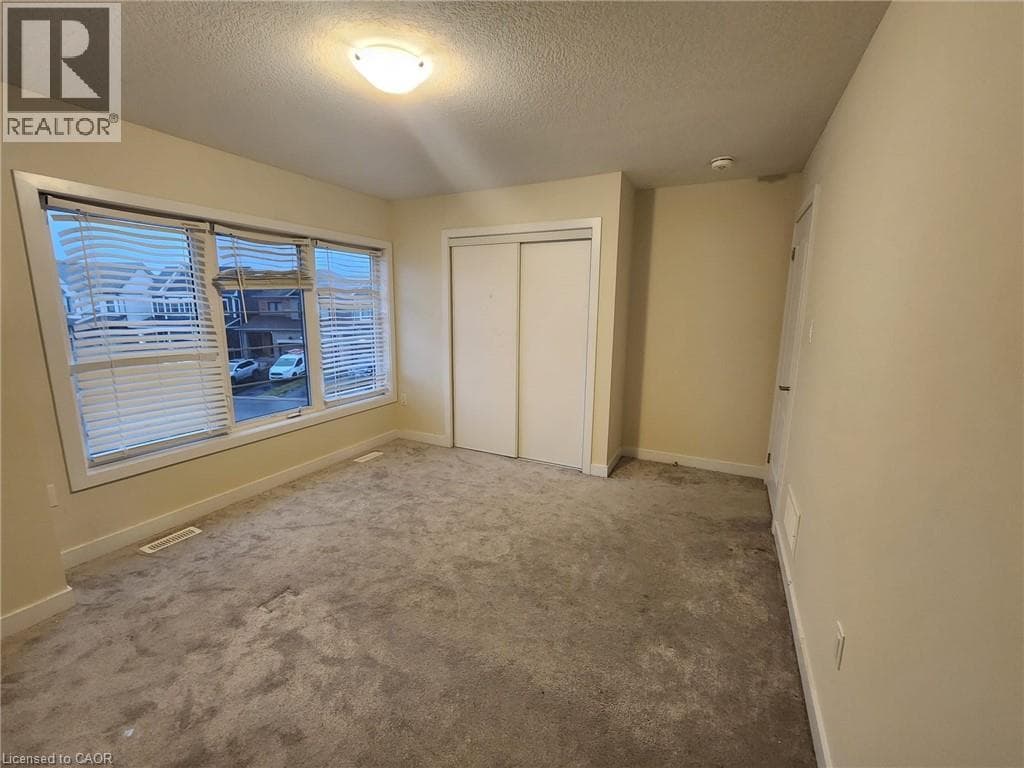 Single Family at 5 KEELSON Street, Welland, Ontario - Photo 3 - RE/MAX Garden City Realty