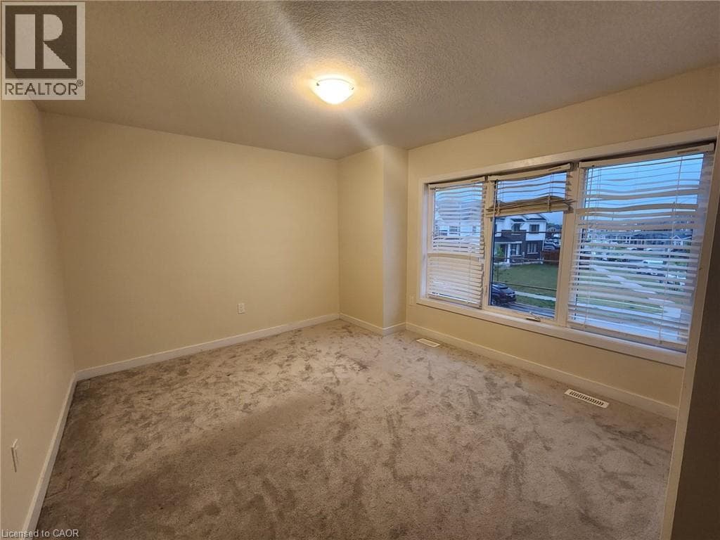 Single Family at 5 KEELSON Street, Welland, Ontario - Photo 7 - RE/MAX Garden City Realty