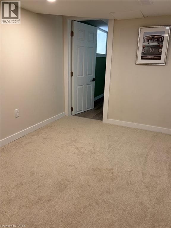 Single Family at 30 EASTCHESTER Avenue, St. Catharines, Ontario - Photo 4 - RE/MAX Garden City Realty