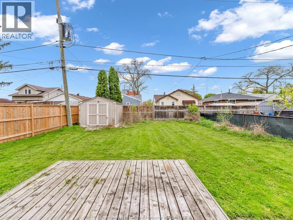 Single Family at 3748 WHITNEY, Windsor, Ontario - Photo 10 - RE/MAX Garden City Realty