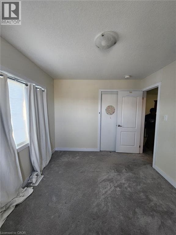 Single Family at 5 KEELSON Street, Welland, Ontario - Photo 2 - RE/MAX Garden City Realty