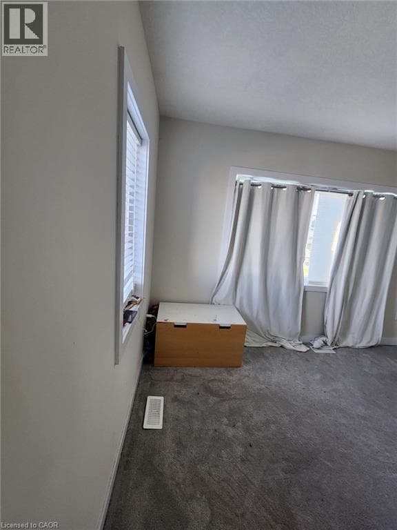 Single Family at 5 KEELSON Street, Welland, Ontario - Photo 9 - RE/MAX Garden City Realty