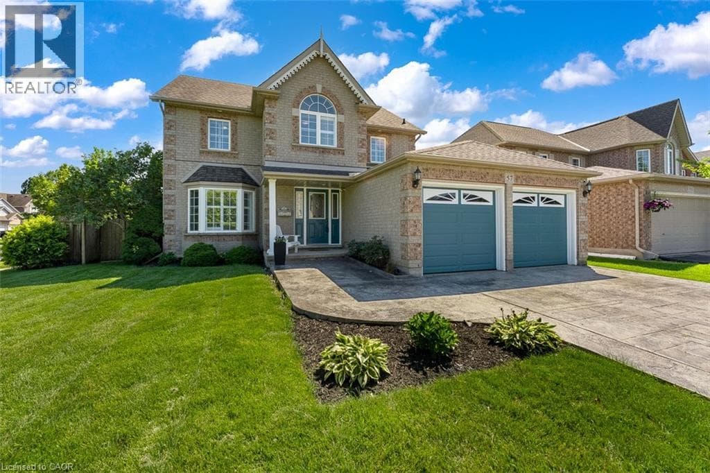 Single Family at 57 GOODMAN Crescent, St. Catharines, Ontario - Photo 3 - RE/MAX Garden City Realty