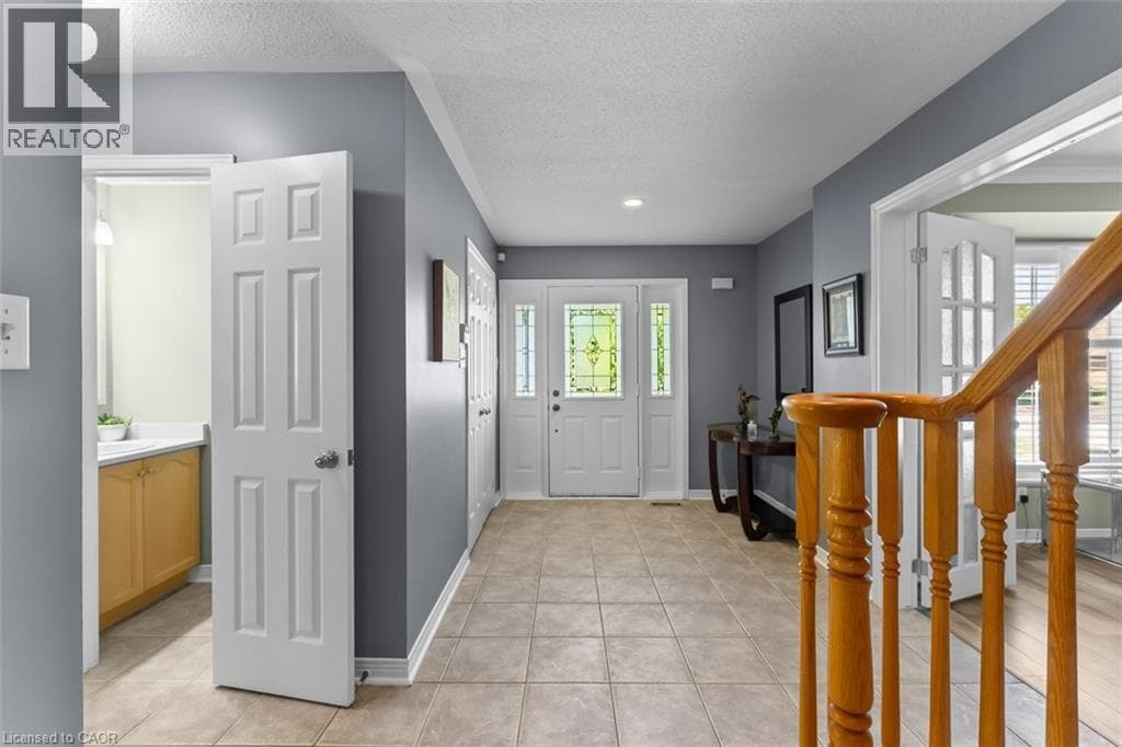Single Family at 57 GOODMAN Crescent, St. Catharines, Ontario - Photo 6 - RE/MAX Garden City Realty