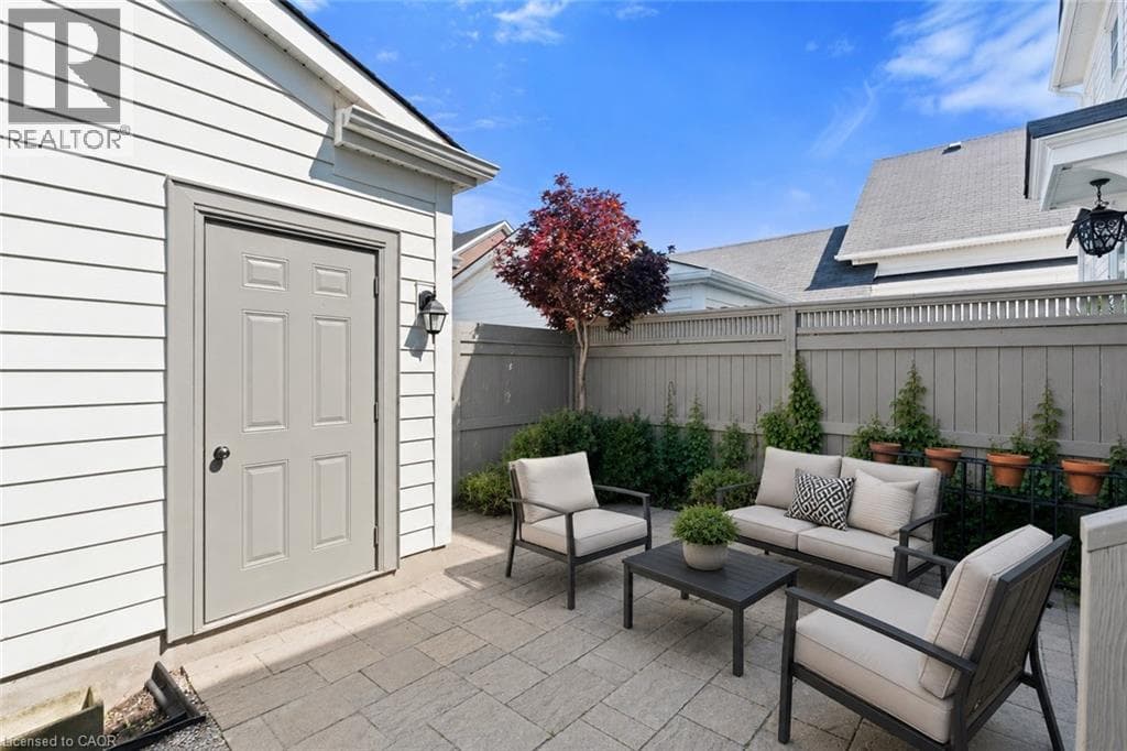 Single Family at 16 MACDONELL Road, Niagara-on-the-Lake, Ontario - Photo 5 - RE/MAX Garden City Realty