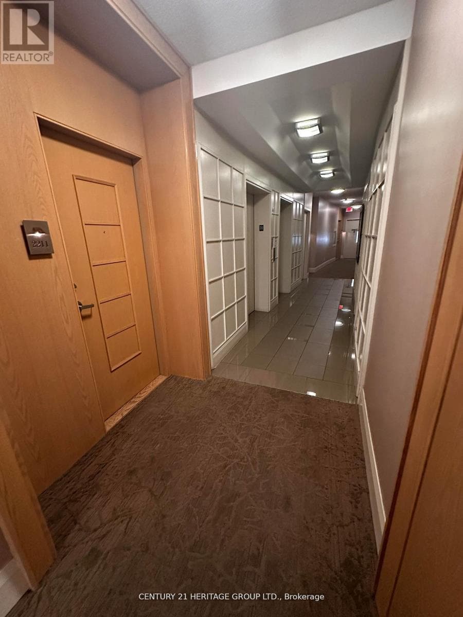 Single Family at 2206- 509 Beecroft Road, Toronto (Willowdale West), Ontario - Photo 7 - RE/MAX Garden City Realty