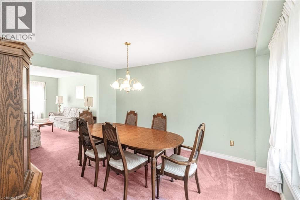 Single Family at 381 KERMAN Avenue, Grimsby, Ontario - Photo 9 - RE/MAX Garden City Realty