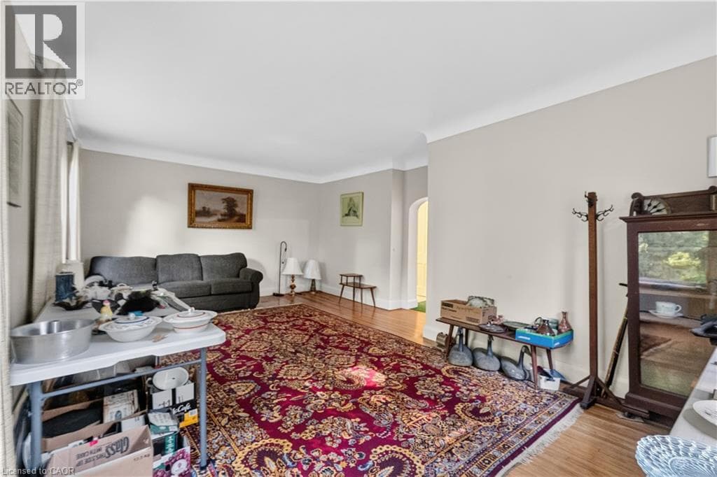 Single Family at 1629 GREGORY Road, St. Catharines, Ontario - Photo 10 - RE/MAX Garden City Realty