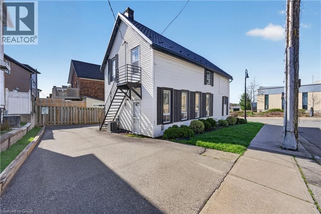 Office at 48 CARLISLE Street, St. Catharines, Ontario - Photo 3 - RE/MAX Garden City Realty