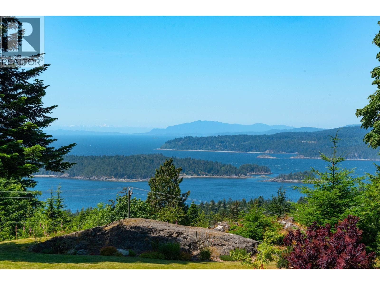 Single Family at 465 SUNSET Road, Bowen Island, British Columbia - Photo 5 - RE/MAX Garden City Realty