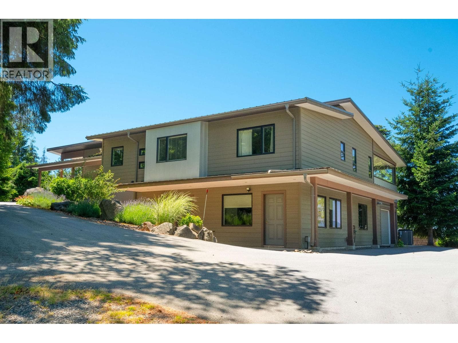 Single Family at 465 SUNSET Road, Bowen Island, British Columbia - Photo 6 - RE/MAX Garden City Realty