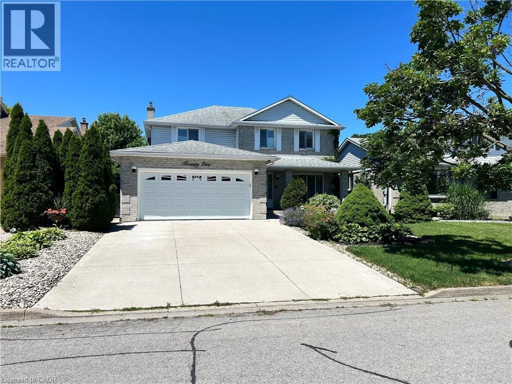 Single Family at 21 BASCARY Crescent, St. Catharines, Ontario - Photo 2 - RE/MAX Garden City Realty