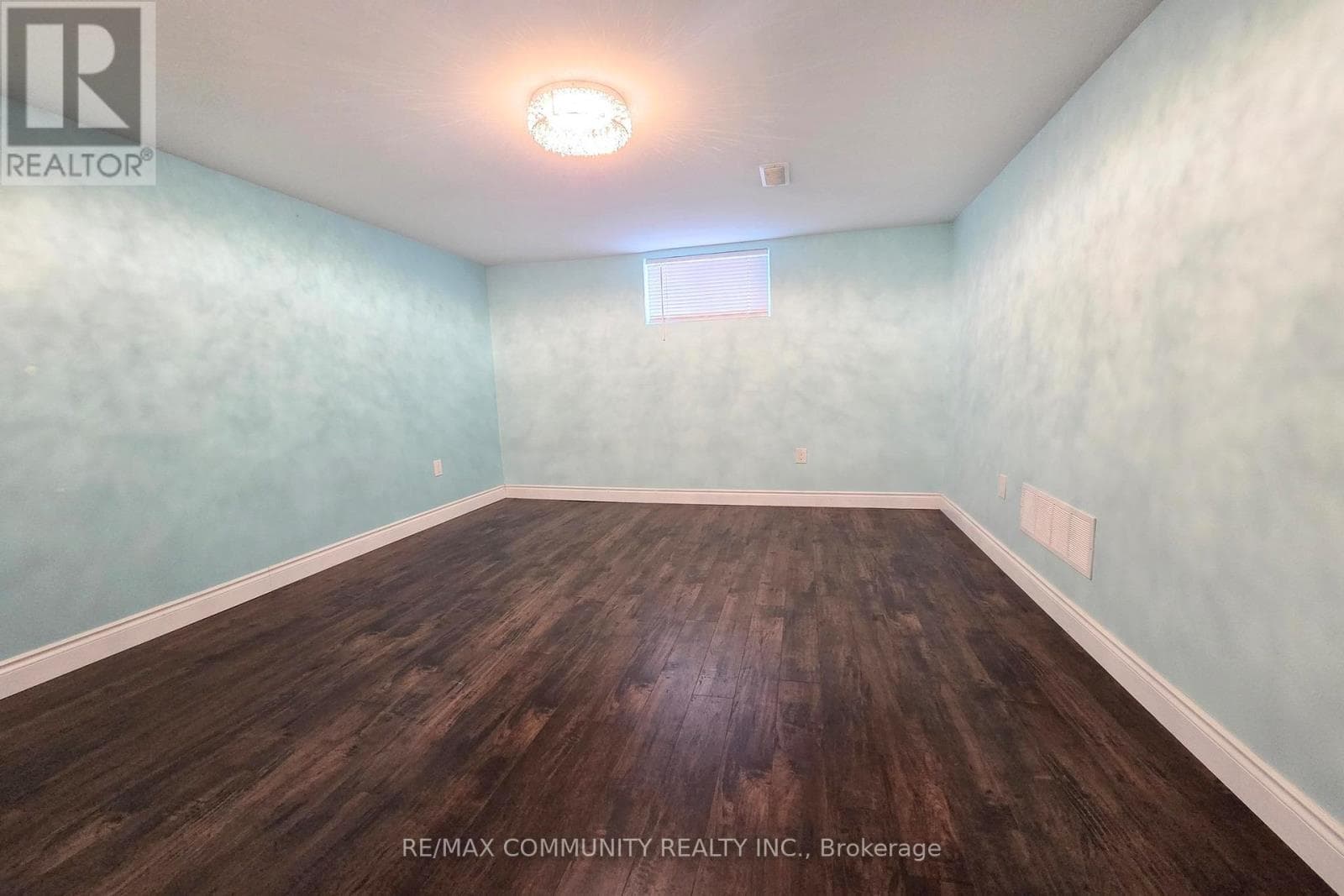Single Family at Bsmt- 161 Mohawk Road, Hamilton (Rolston), Ontario - Photo 10 - RE/MAX Garden City Realty