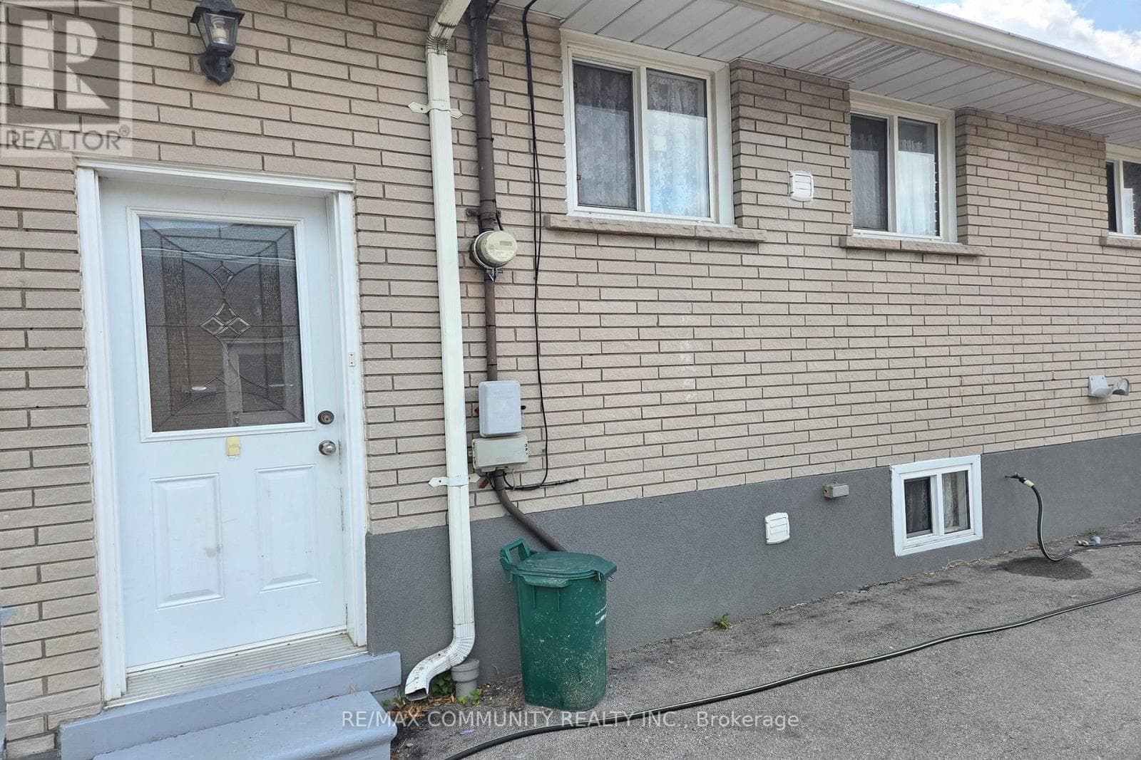 Single Family at Bsmt- 161 Mohawk Road, Hamilton (Rolston), Ontario - Photo 2 - RE/MAX Garden City Realty