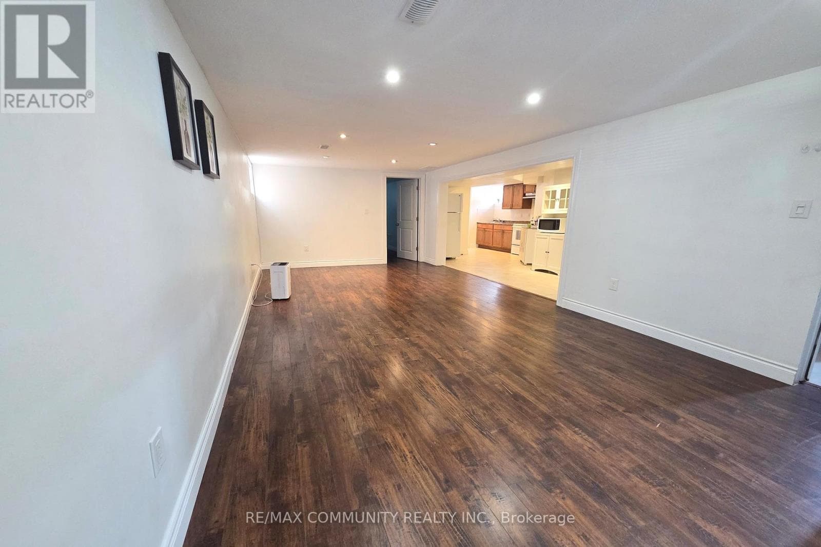 Single Family at Bsmt- 161 Mohawk Road, Hamilton (Rolston), Ontario - Photo 7 - RE/MAX Garden City Realty