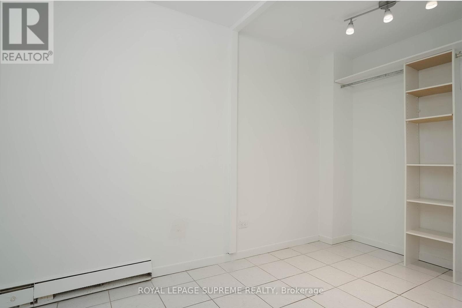 Single Family at 111- 70 Old Sheppard Avenue, Toronto (Pleasant View), Ontario - Photo 5 - RE/MAX Garden City Realty