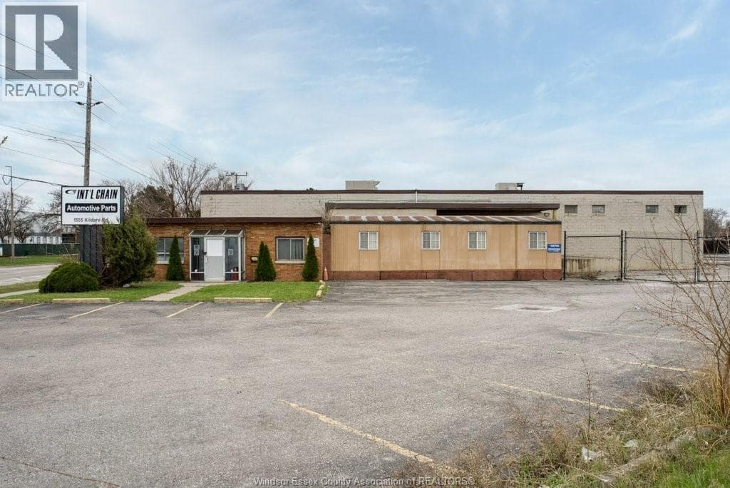 Industrial at 1555 KILDARE Road, Windsor, Ontario - Photo 3 - RE/MAX Garden City Realty