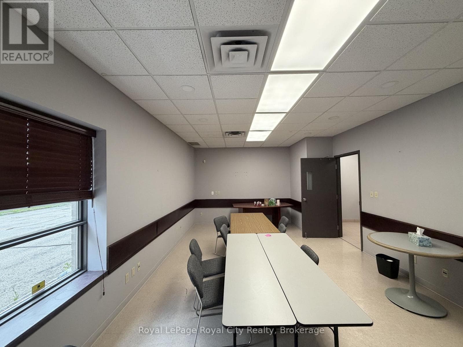 Office at 100- 21 Lewis Road, Guelph (Willow West/Sugarbush/West Acres), Ontario - Photo 10 - RE/MAX Garden City Realty