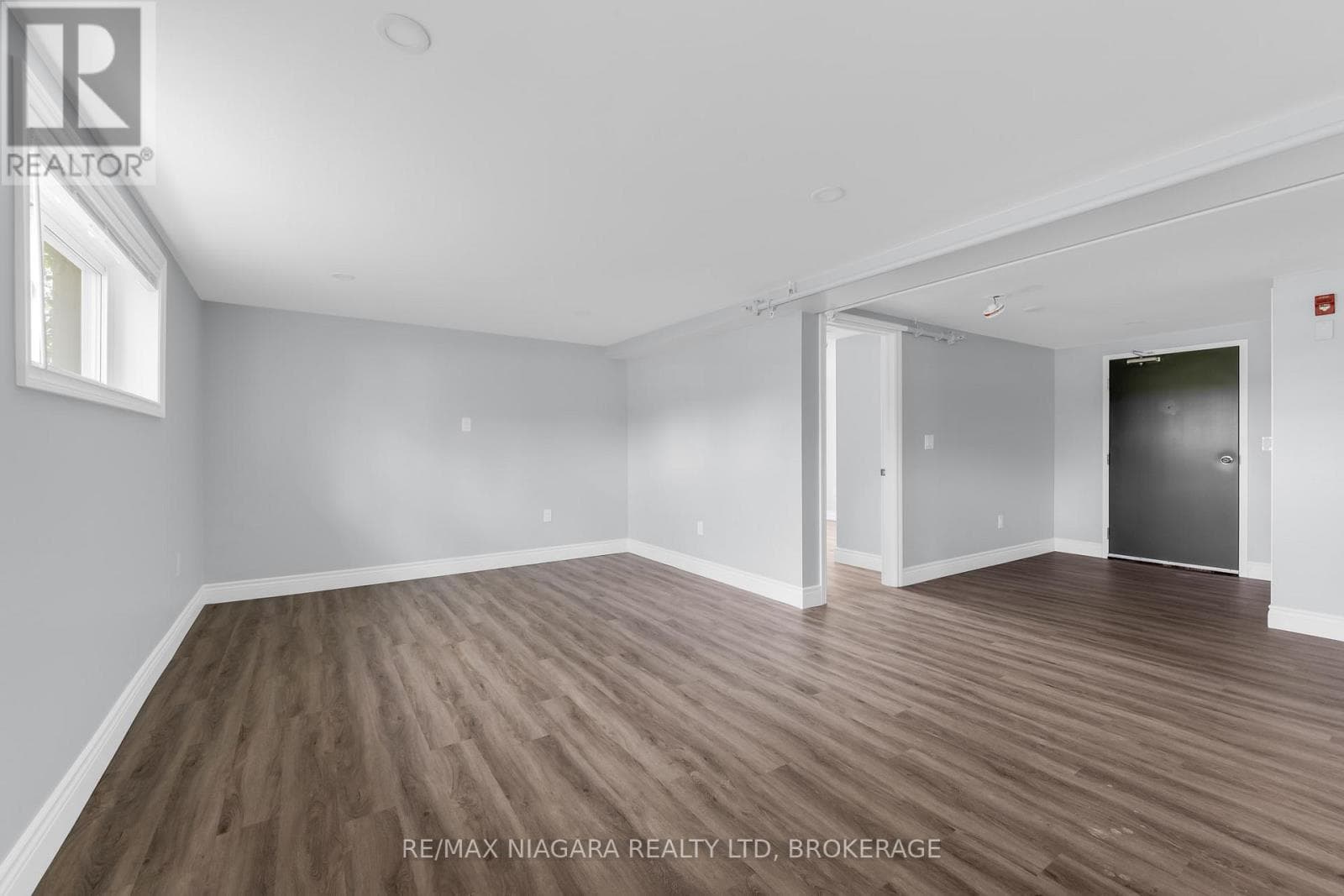 Multi-family at 11- 833 Foss Road, Pelham (Fenwick), Ontario - Photo 10 - RE/MAX Garden City Realty