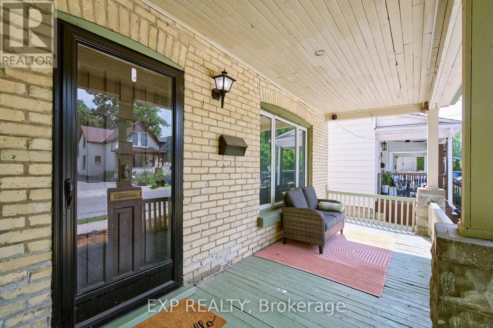 Single Family at 49 Euclid Avenue, London South (South F), Ontario - Photo 6 - RE/MAX Garden City Realty