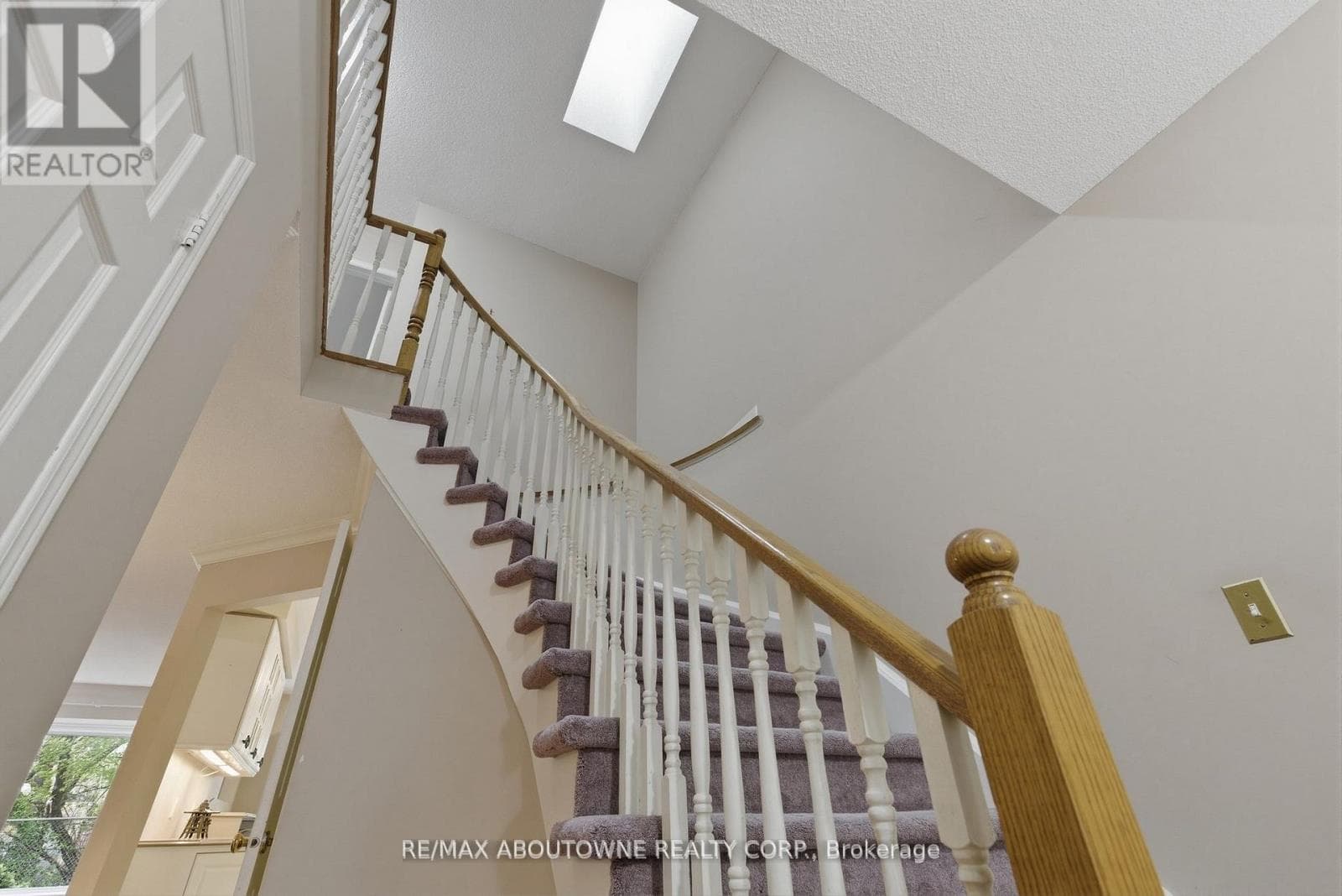 Single Family at 9- 2230 Walkers Line, Burlington (Headon), Ontario - Photo 7 - RE/MAX Garden City Realty