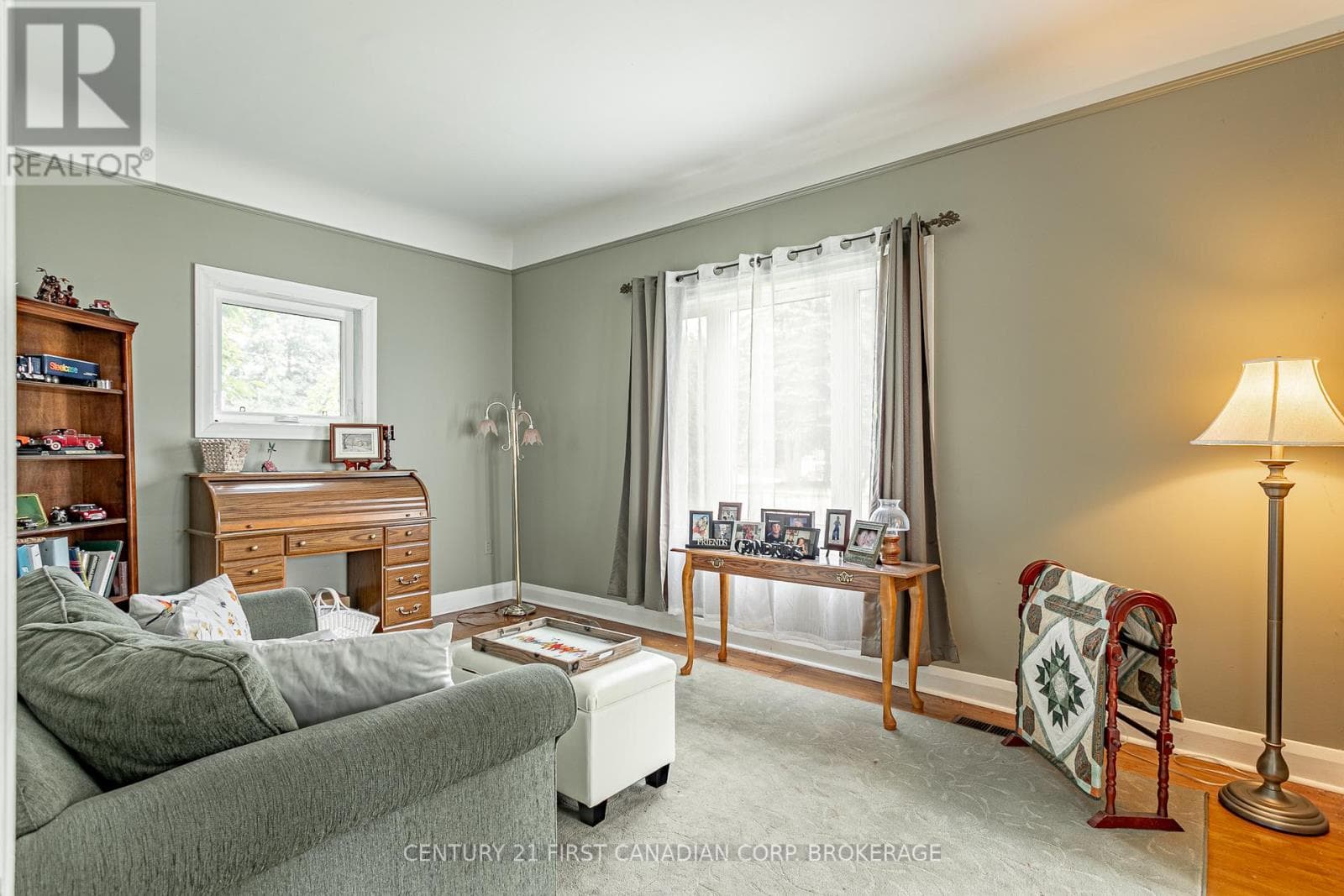 Single Family at 143 George Street, Zorra (Thamesford), Ontario - Photo 8 - RE/MAX Garden City Realty