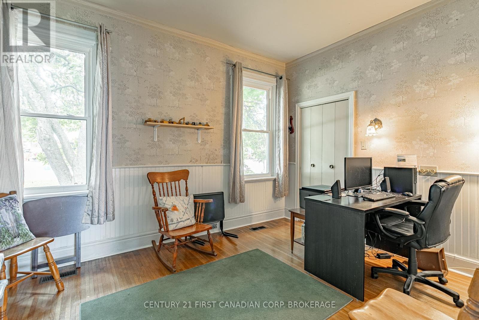 Single Family at 143 George Street, Zorra (Thamesford), Ontario - Photo 9 - RE/MAX Garden City Realty