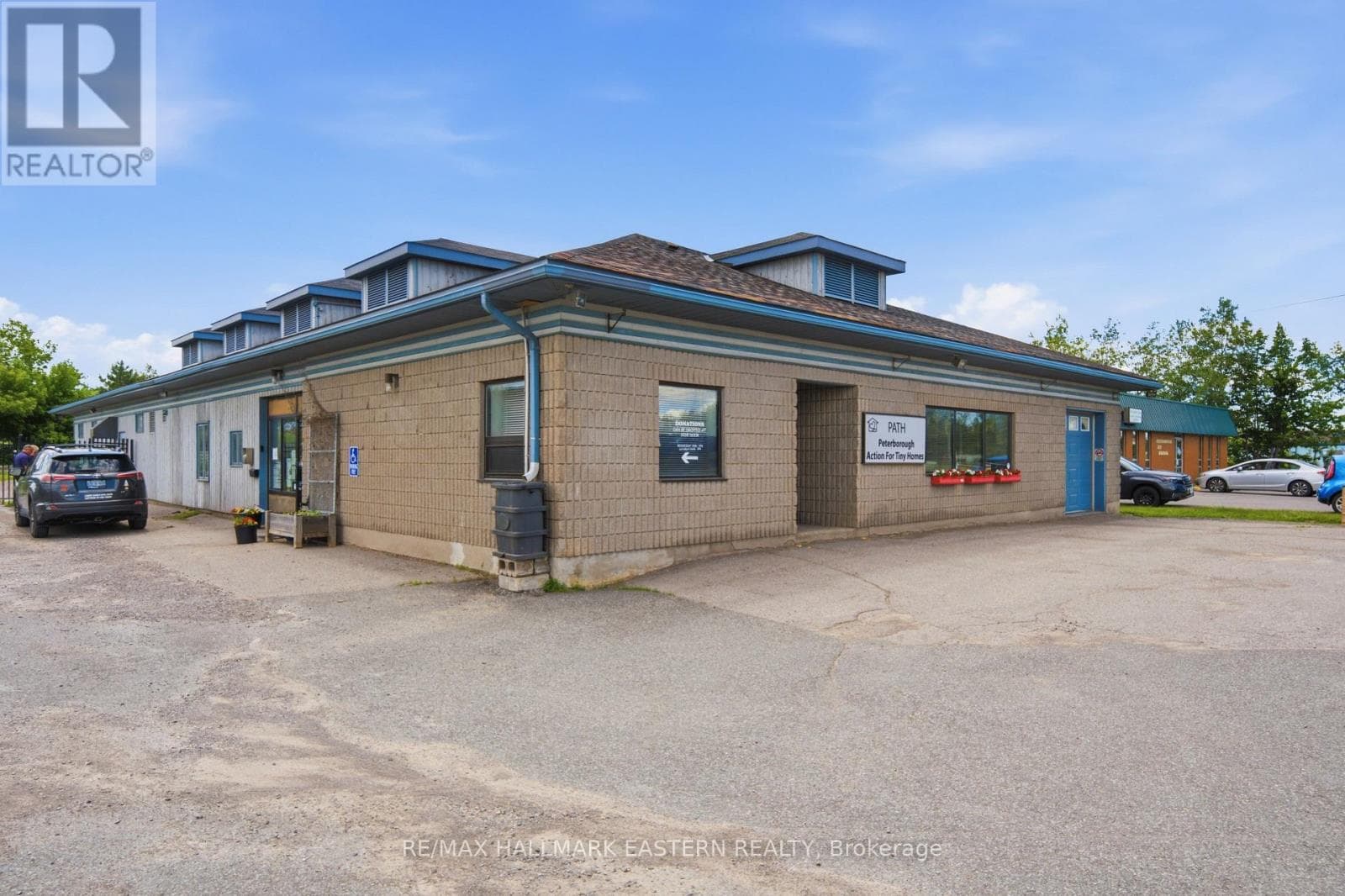 Office at 385 Lansdowne Street, Peterborough (Ashburnham Ward 4), Ontario - Photo 2 - RE/MAX Garden City Realty
