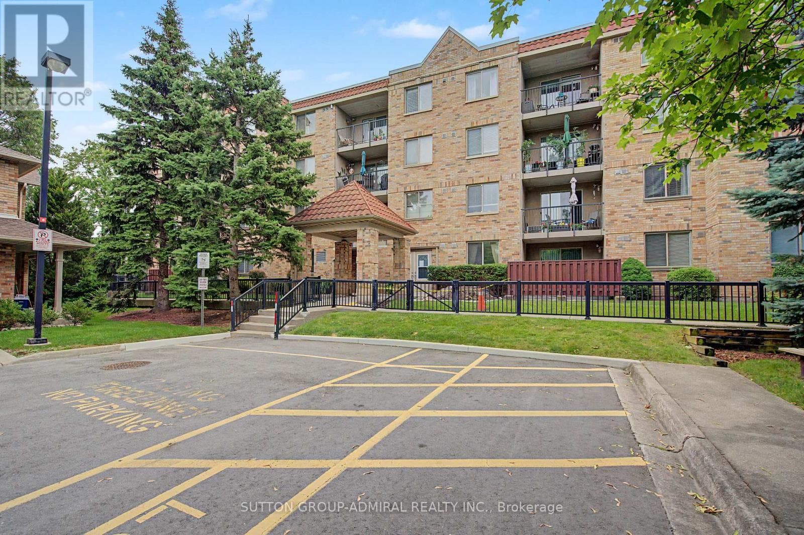 311- 3499 Upper Middle Road