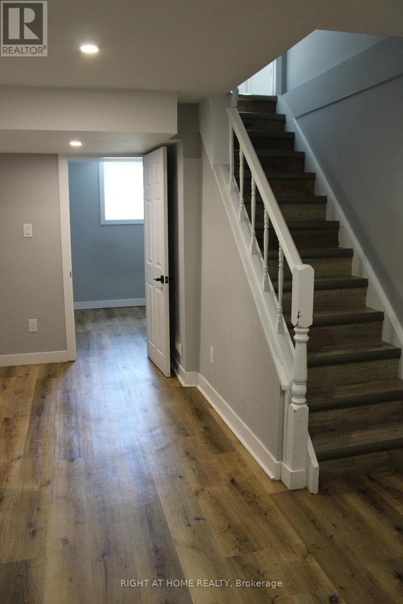 Multi-family at 168 Golfdale Crescent, London South (South Q), Ontario - Photo 4 - RE/MAX Garden City Realty