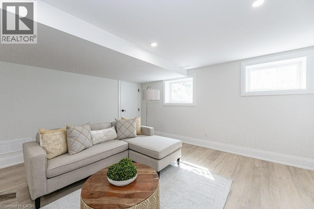 Single Family at 3- 197 EDGAR Street, Welland, Ontario - Photo 6 - RE/MAX Garden City Realty