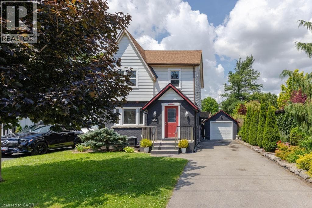 Single Family at 5701 DORCHESTER Road, Niagara Falls, Ontario - Photo 2 - RE/MAX Garden City Realty