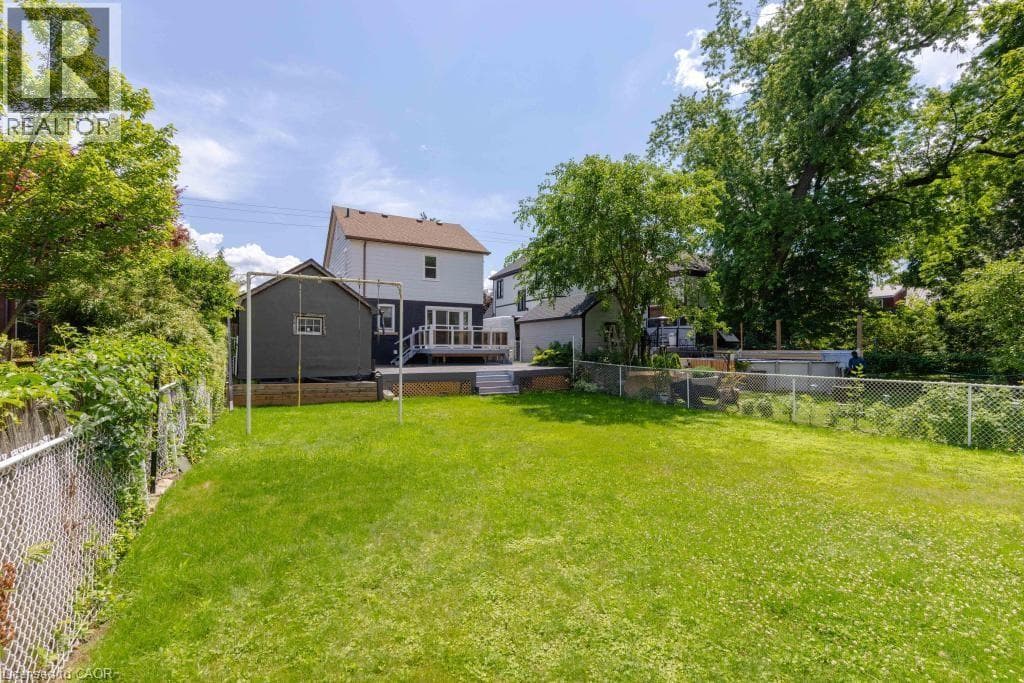 Single Family at 5701 DORCHESTER Road, Niagara Falls, Ontario - Photo 7 - RE/MAX Garden City Realty