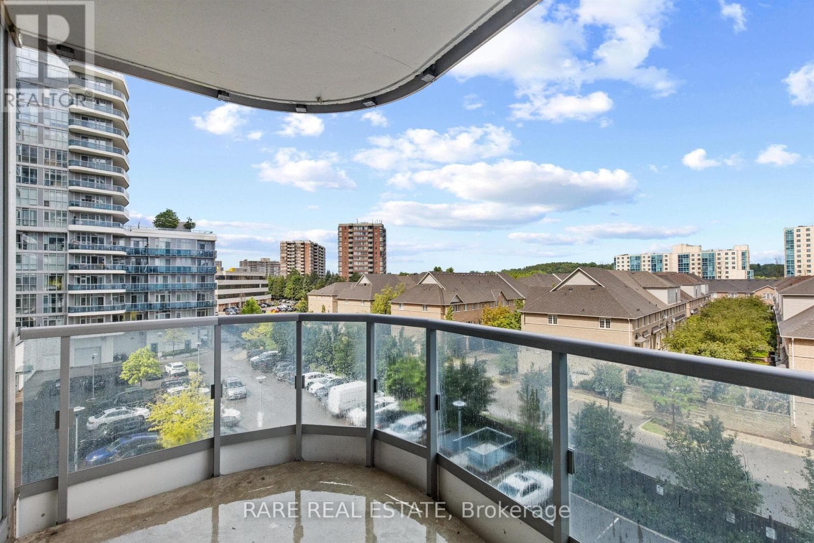 Single Family at 533- 9471 Yonge Street, Richmond Hill (Observatory), Ontario - Photo 8 - RE/MAX Garden City Realty