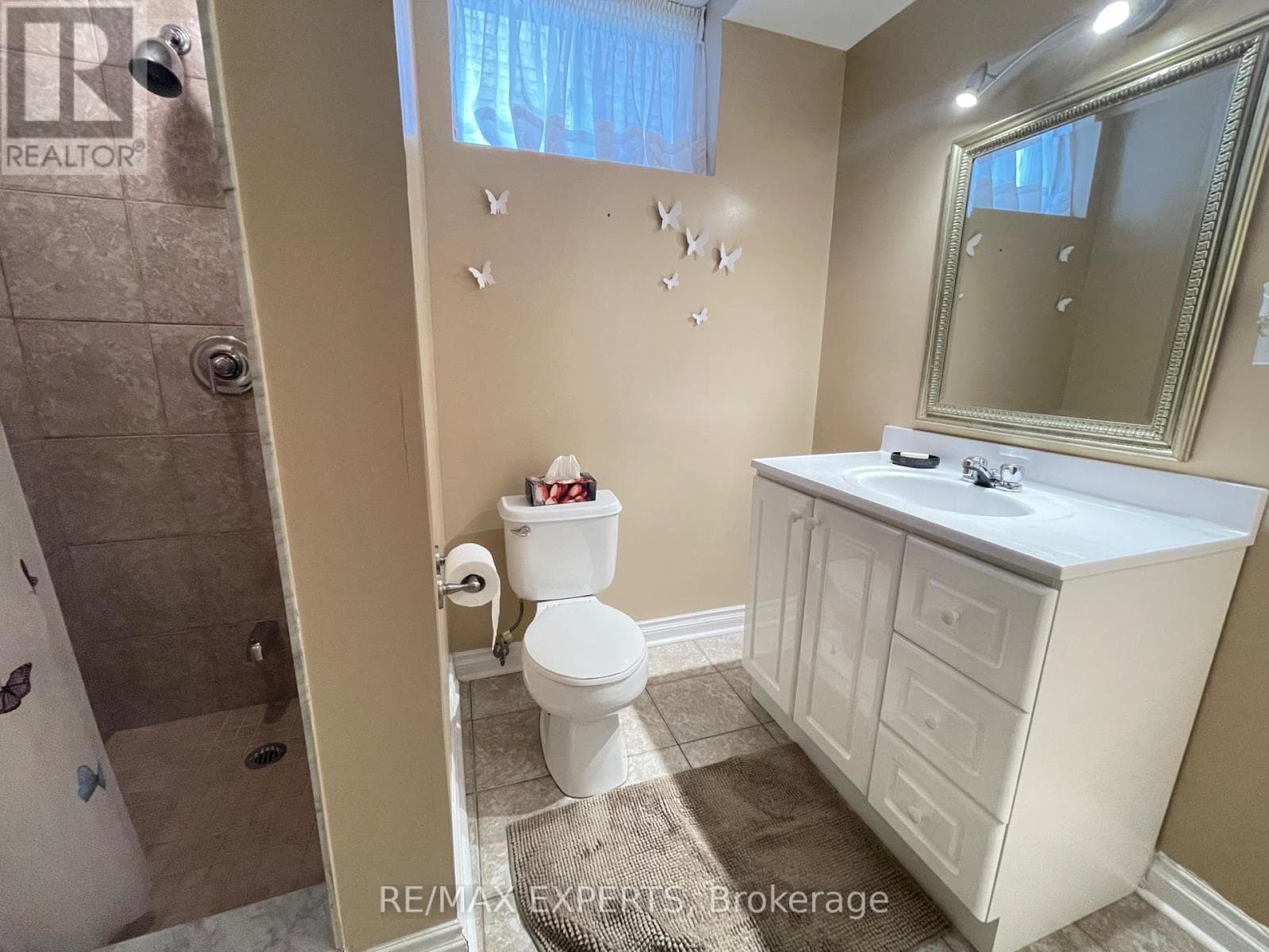 Single Family at BSMT- 176 Kingsview Drive, Vaughan (Vellore Village), Ontario - Photo 8 - RE/MAX Garden City Realty